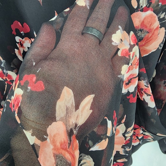 White House Black Market Floral Mock Neck Ruffle Sleeve Shift Dress Black XS - Picture 9 of 9